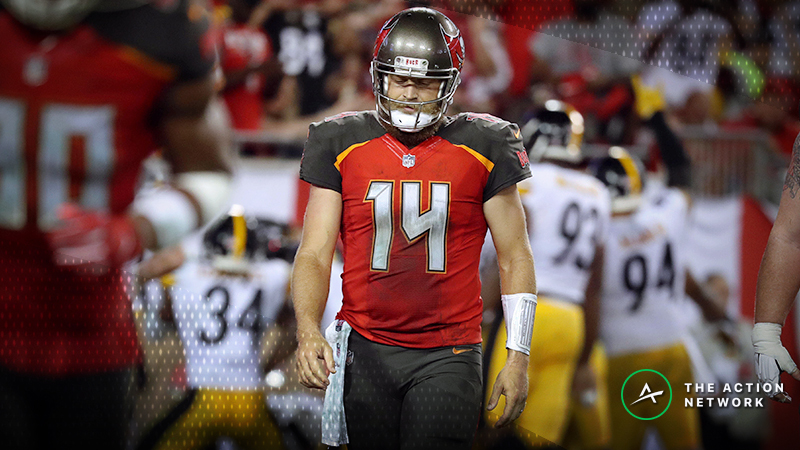 Bucs-Bears Betting Preview: How Sharps See the Over/Under article feature image