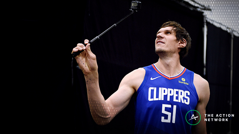 Boban Marjanovic's hands are 14 - Basketball Network