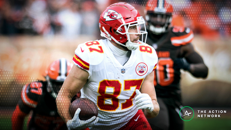 Fantasy Football TE Report: The Unanimous No. 1, Plus Other Week 11 Notes article feature image