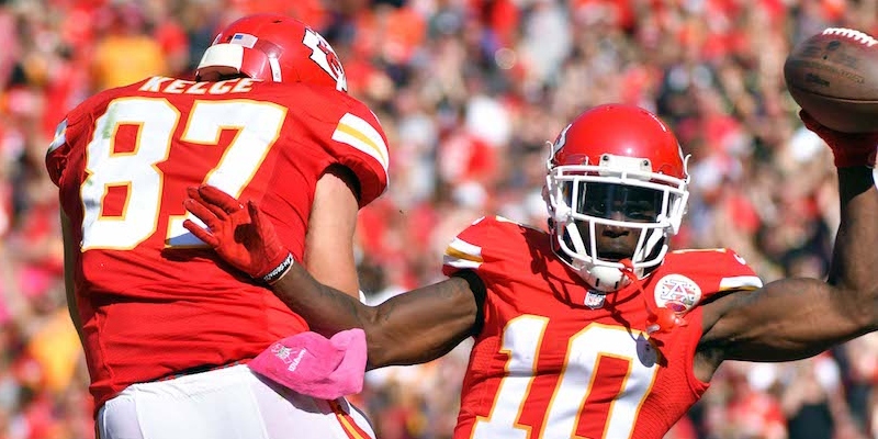 Fantasy Football Injuries: Tyreek Hill & Alvin Kamara Rankings, Backup Plans, More article feature image