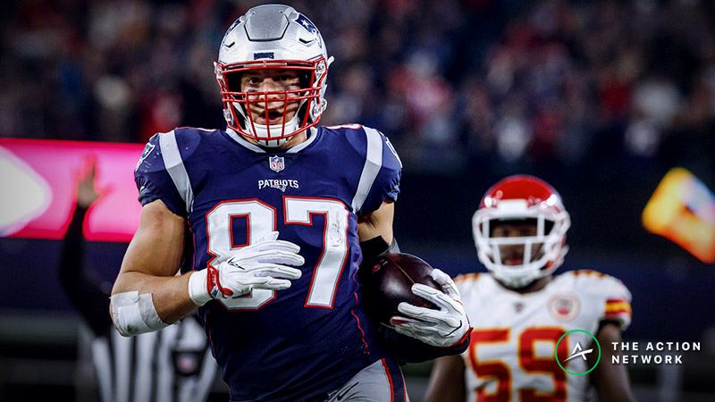 Patriots-Chiefs Vegas Report: Are Sportsbooks Rooting on New England Again? article feature image