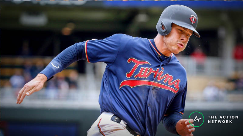 MLB Sharp Report: Pros Betting Twins-Mariners, 2 Other Friday Games article feature image