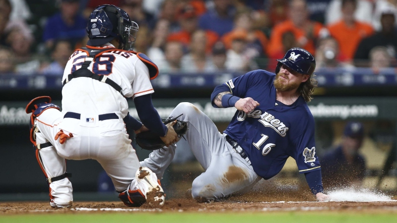 MLB Sharp Report: Pros Betting Blue Jays-Orioles, Brewers-Astros Wednesday Night article feature image