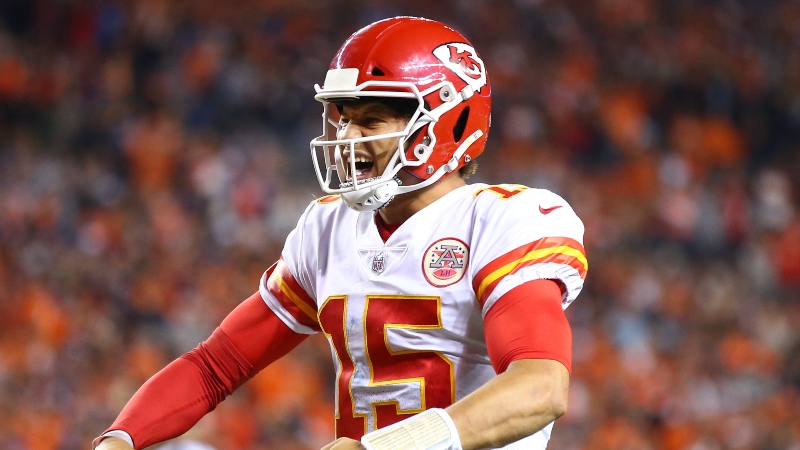 Is Patrick Mahomes Worth His Draft Price in Fantasy Football? article feature image
