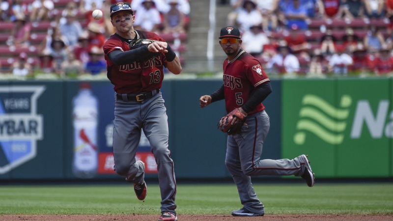 MLB Sharp Report: Pros Betting Diamondbacks-Rangers, 2 Other Games article feature image