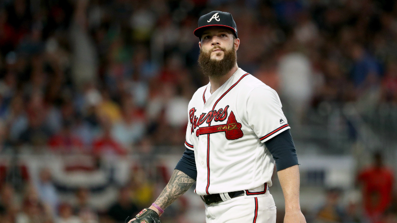 MLB Sharp Report: Pros Betting Braves-Padres, 2 Other Friday Games article feature image