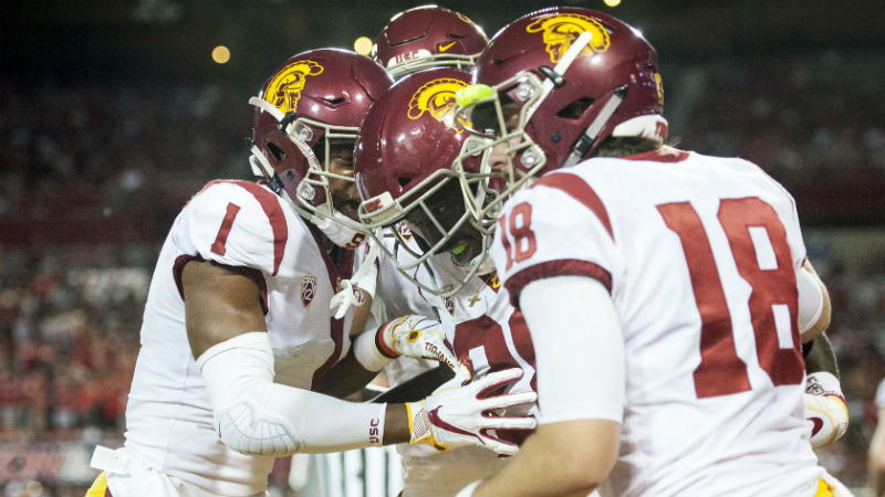 USC 2019 Betting Guide: Clay Helton Can’t Turn This Thing Around article feature image