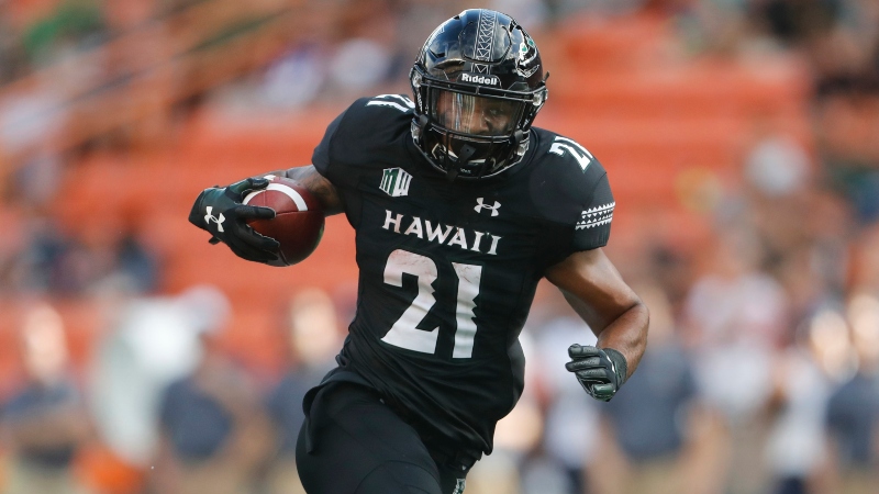 Our Staff’s Favorite Bets for Hawaii vs. Arizona in College Football Week 0 article feature image