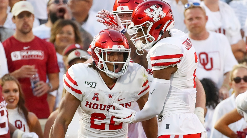 Houston vs. Tulane Odds & Sharp Report: How Pro Are Betting Spread, Over/Under article feature image