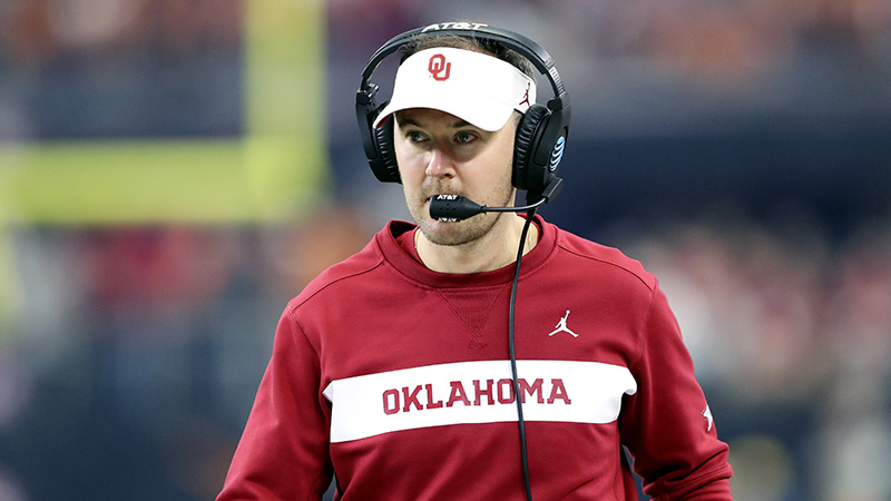 How Sharps Are Betting Houston vs. Oklahoma on Sunday Night article feature image