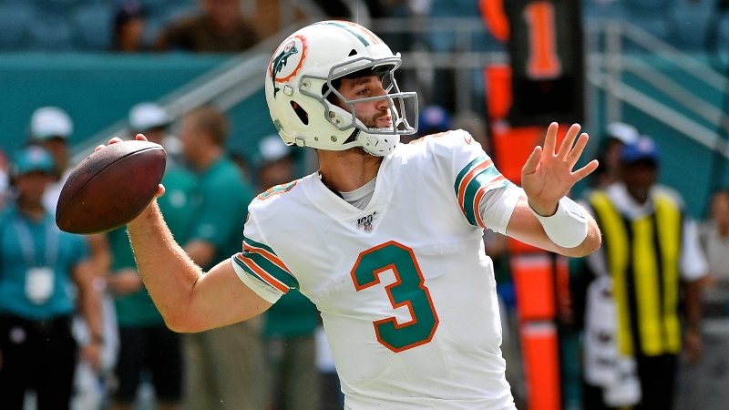 Chargers vs. Dolphins Betting Picks & Odds: Will Miami Finally Cover? article feature image