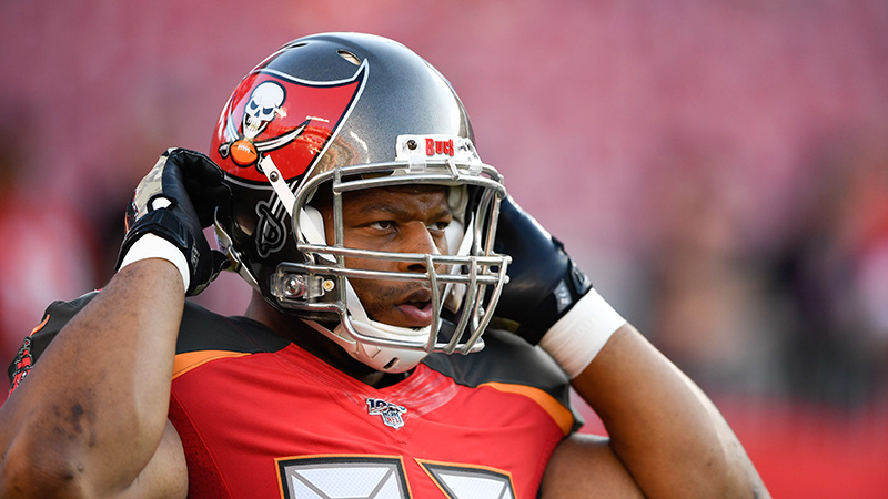 Bucs-Panthers Over/Under Offers Betting Value article feature image