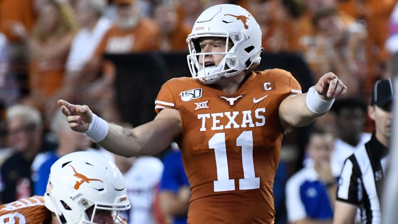 College Football Sharp Betting Report: Pros Are Targeting LSU vs. Texas, 3 Other Saturday Games article feature image