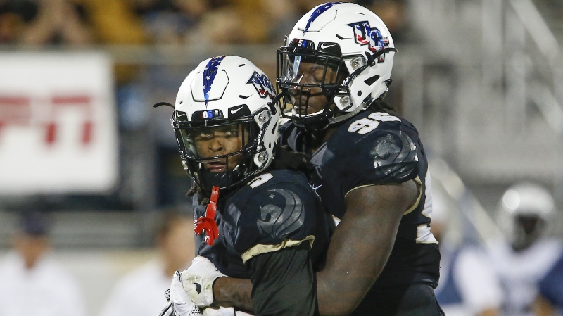 UCF vs. Cincinnati Betting Picks, Odds & Predictions: Will Knights Cover on the Road? article feature image