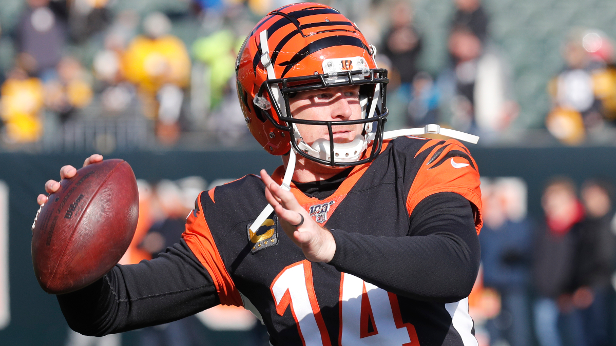 Jets vs. Bengals Betting Picks, Predictions & Odds: Will Andy Dalton Make the Difference? article feature image