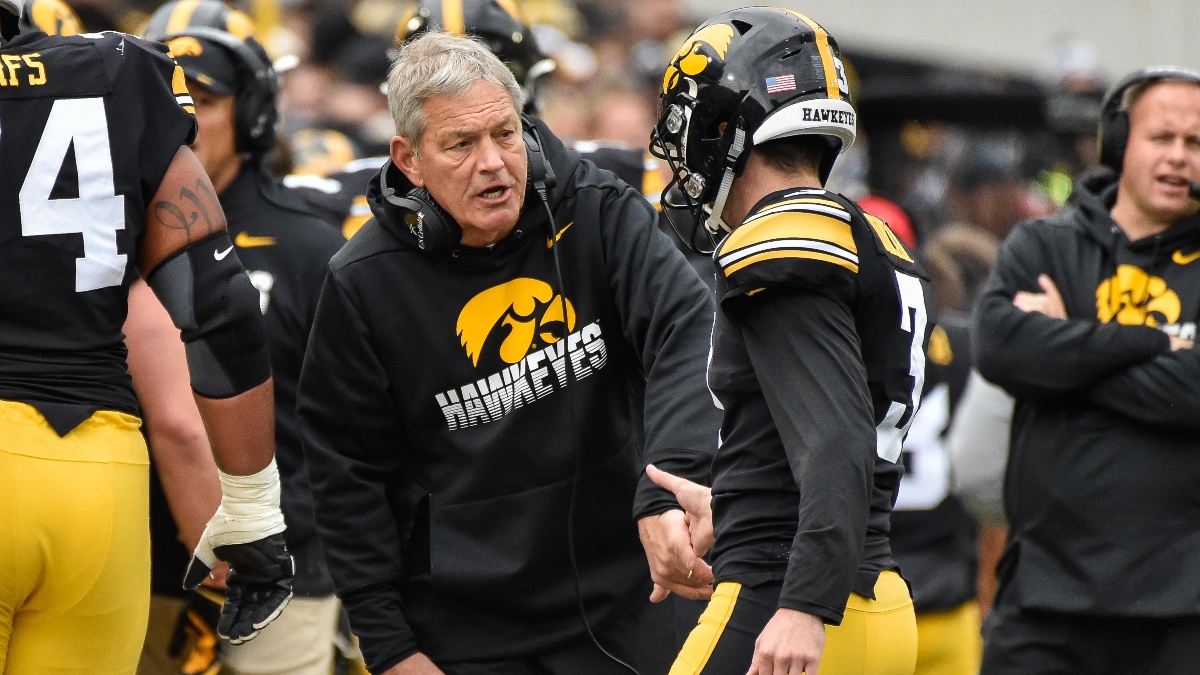 Illinois vs. Iowa Odds & Sharp Betting Pick: Late Pro Money Hitting Over/Under article feature image