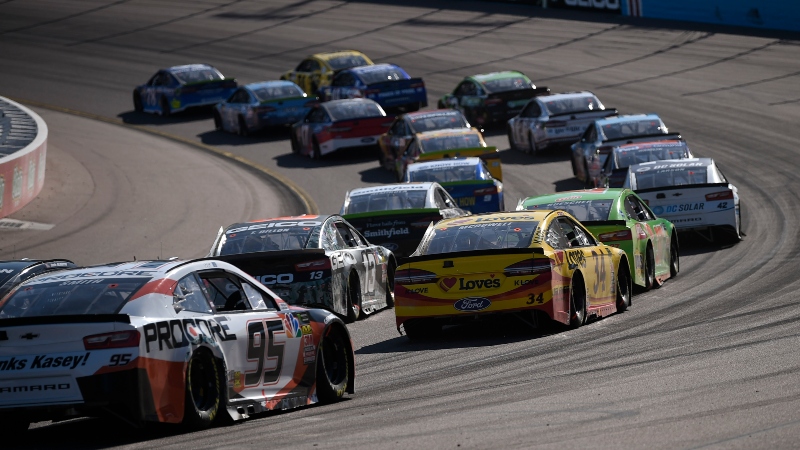 NASCAR at Phoenix Picks: 2 Driver Matchups for Today’s Bluegreen Vacations 500 article feature image