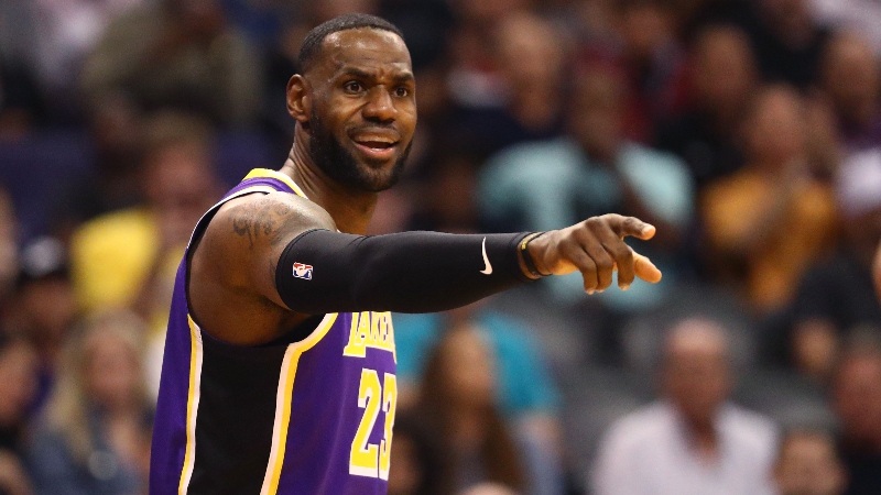 NBA Sharp Report: Pros Betting Spurs vs. Timberwolves, Warriors vs. Lakers article feature image