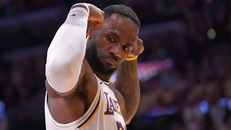 Friday’s NBA Expert Betting Picks: Our Staff’s Favorite Bets, Including Heat vs. Lakers article feature image