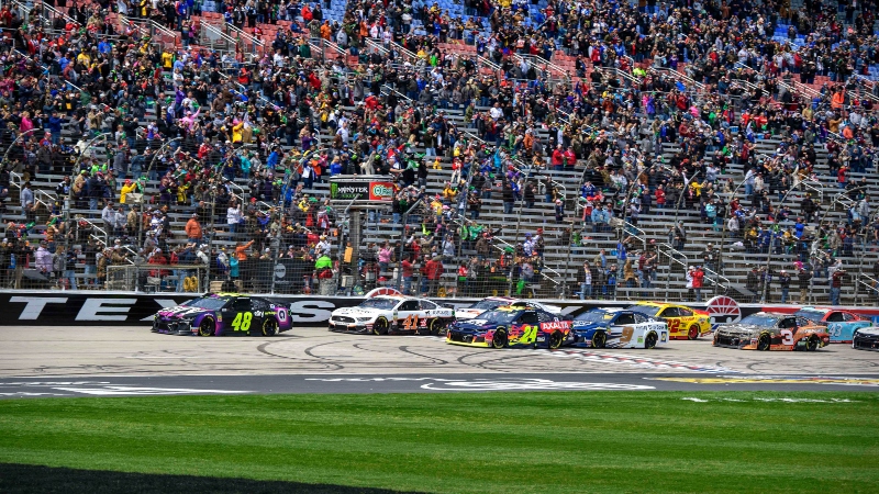 NASCAR at Texas Odds, Picks: Best Bets for Today’s AAA Texas 500 article feature image