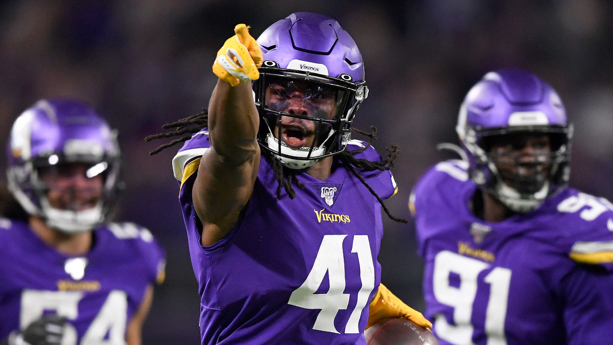 Wild Card Round Picks & Predictions: The Bets Our Experts Locked in Early, Including Vikings-Saints article feature image