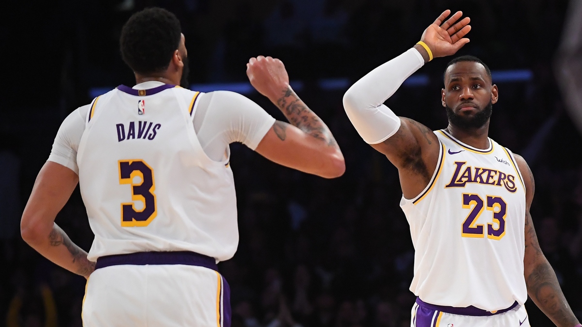 NBA Friday Sharp Betting Picks & Predictions (Dec. 13): Lakers-Heat Among 3 Favorite Pro Plays article feature image