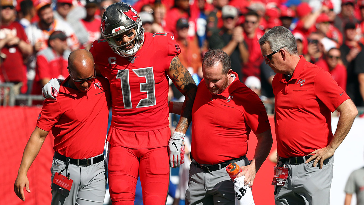 Week 15 NFL Injury Report: Mike Evans, Patrick Mahomes, More Fantasy Football Injuries article feature image