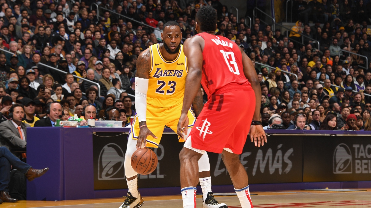 Lakers vs. Rockets Betting Picks, Betting Odds & Predictions: Sharp Action Pounding Over/Under article feature image