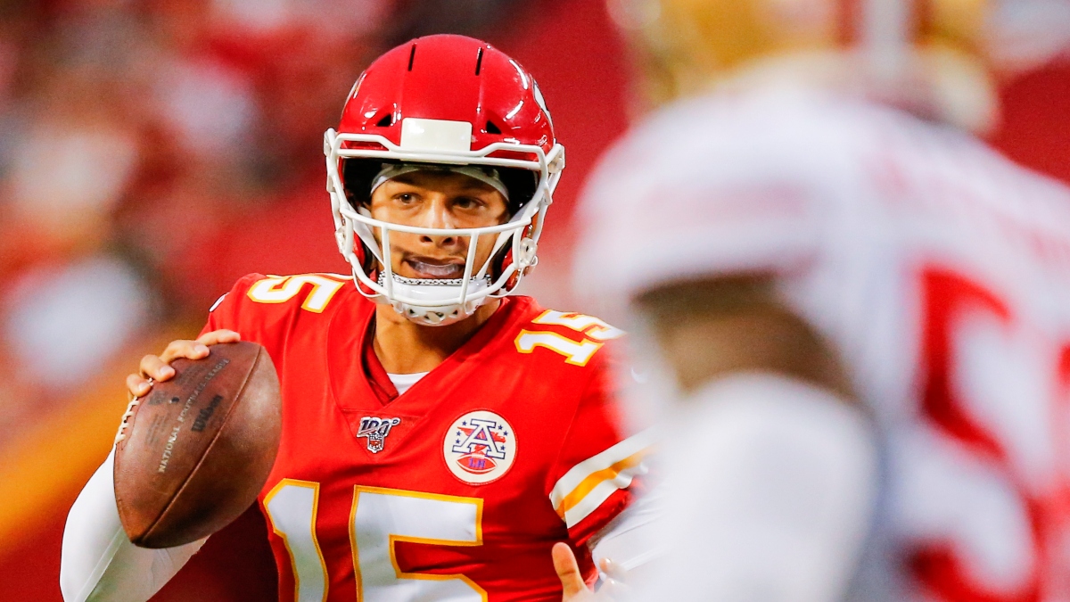 Early Super Bowl Betting Pick: How to Bet the 49ers vs. Chiefs Spread & an Angle for the Over/Under article feature image