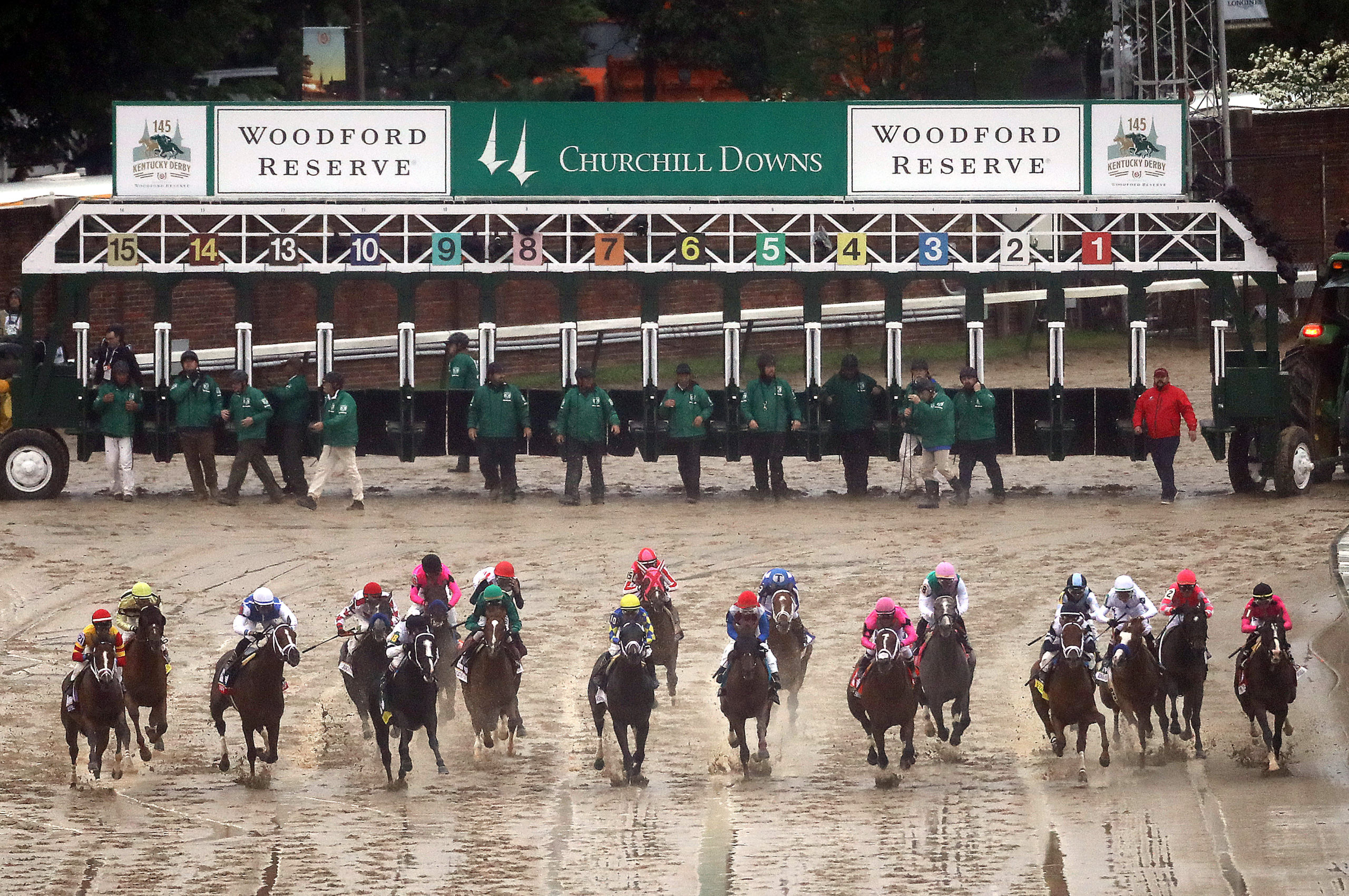 Best Kentucky Derby Betting Sites — Everything You Need to Know Before You Bet article feature image