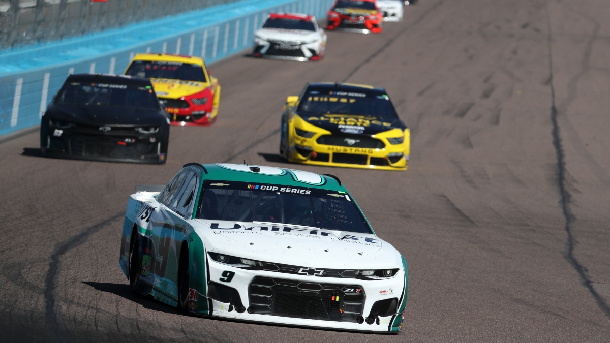 How to Bet on NASCAR: 3 Tips & Strategies for Properly Evaluating Weekly Practice Sessions article feature image