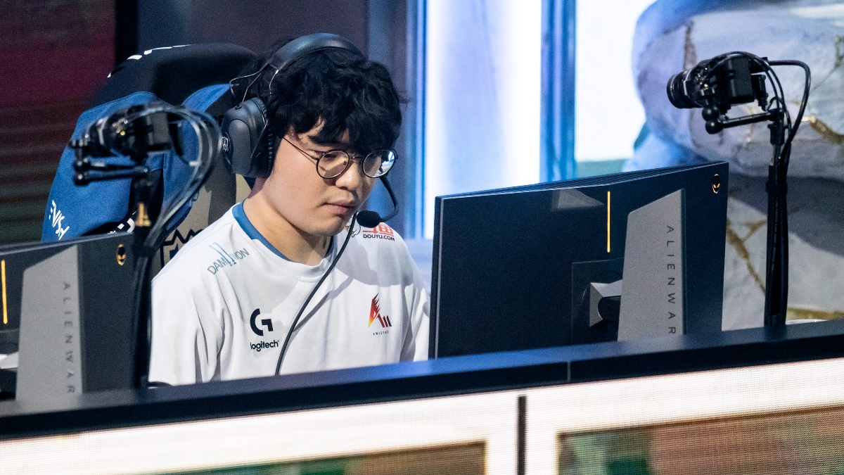 LOL Betting Odds and Picks: LCK Playoffs, LPL Regular Season Finale (April 20) article feature image