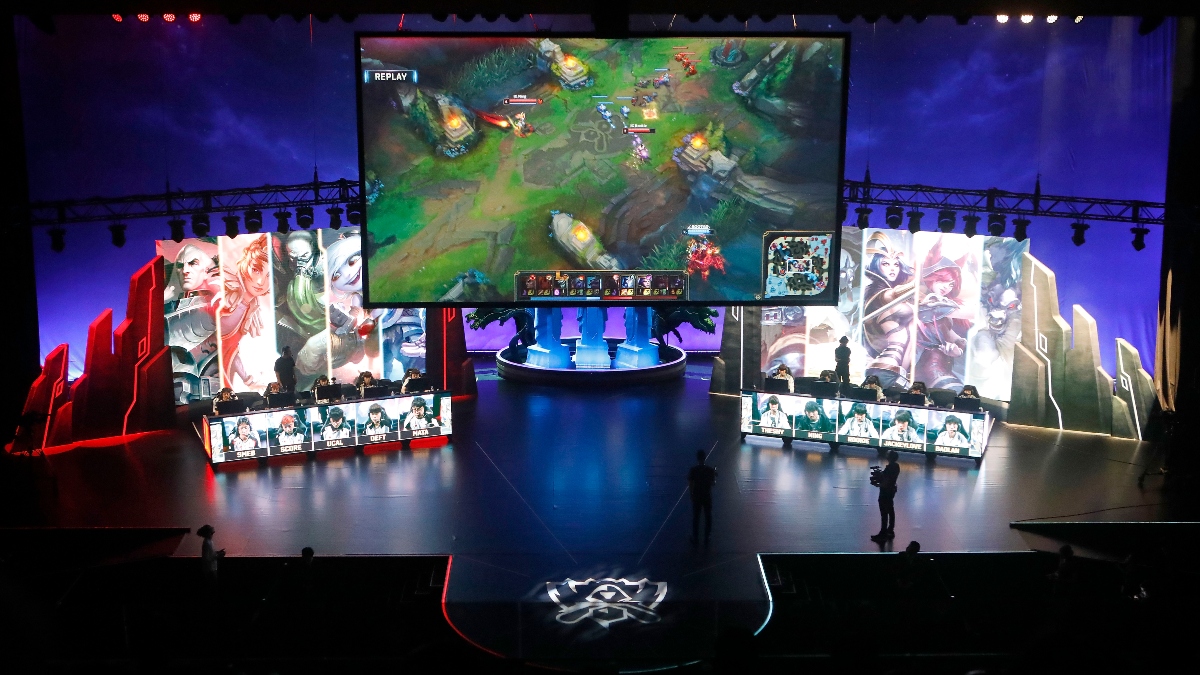 LOL LCK Playoffs Betting Odds and Picks: KT Rolster vs. DAMWON Gaming (April 18) article feature image