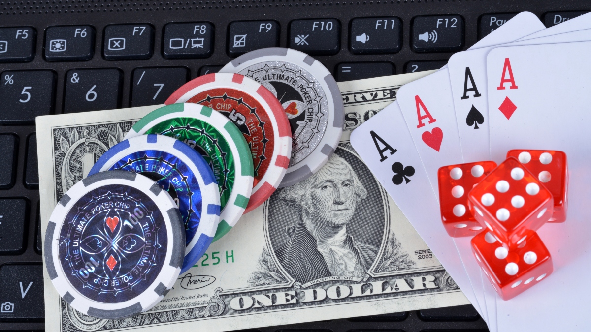 New Jersey Sports Betting Revenue Way Down in April, But Major Gains Made in Online Gaming and Poker article feature image