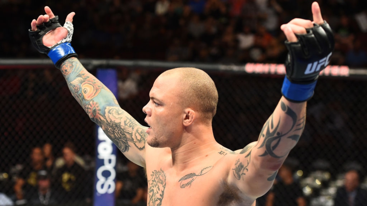 UFC Fight Night Smith vs. Teixeira: Get Massive Odds Boost on Anthony Smith to Win Main Event article feature image
