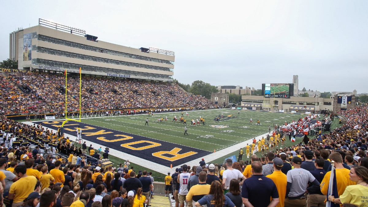 Report: MAC Cancels Football Season, First FBS Conference To Do So article feature image