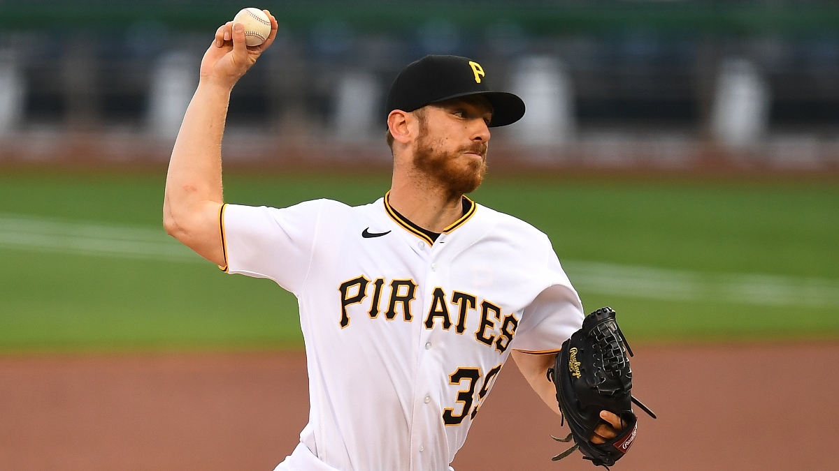 MLB Sharp Betting Pick (Friday, Aug. 14): Smart Money Hitting Pirates vs. Reds Over/Under article feature image