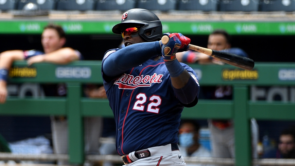 MLB Sharp Betting Picks: Twins vs. Royals, Reds vs. Brewers (Saturday, August 8) article feature image