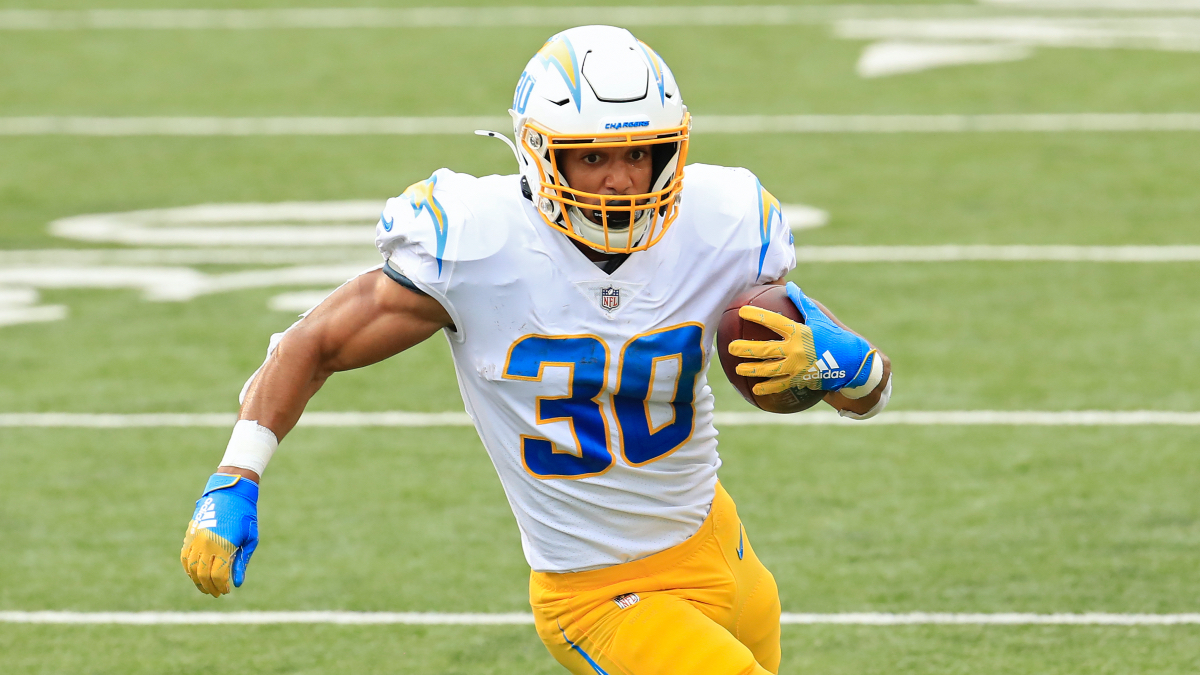 Austin Ekeler Fantasy Injury: Add Justin Jackson & These Other RBs As Waiver Wire Pickups article feature image
