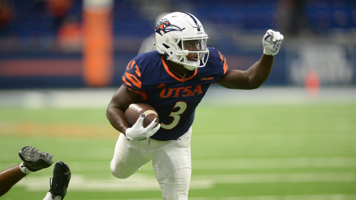 Middle Tennessee vs. UTSA Betting Odds & Pick: How to Bet Friday’s Makeshift Conference USA Showdown (Sept. 25) article feature image