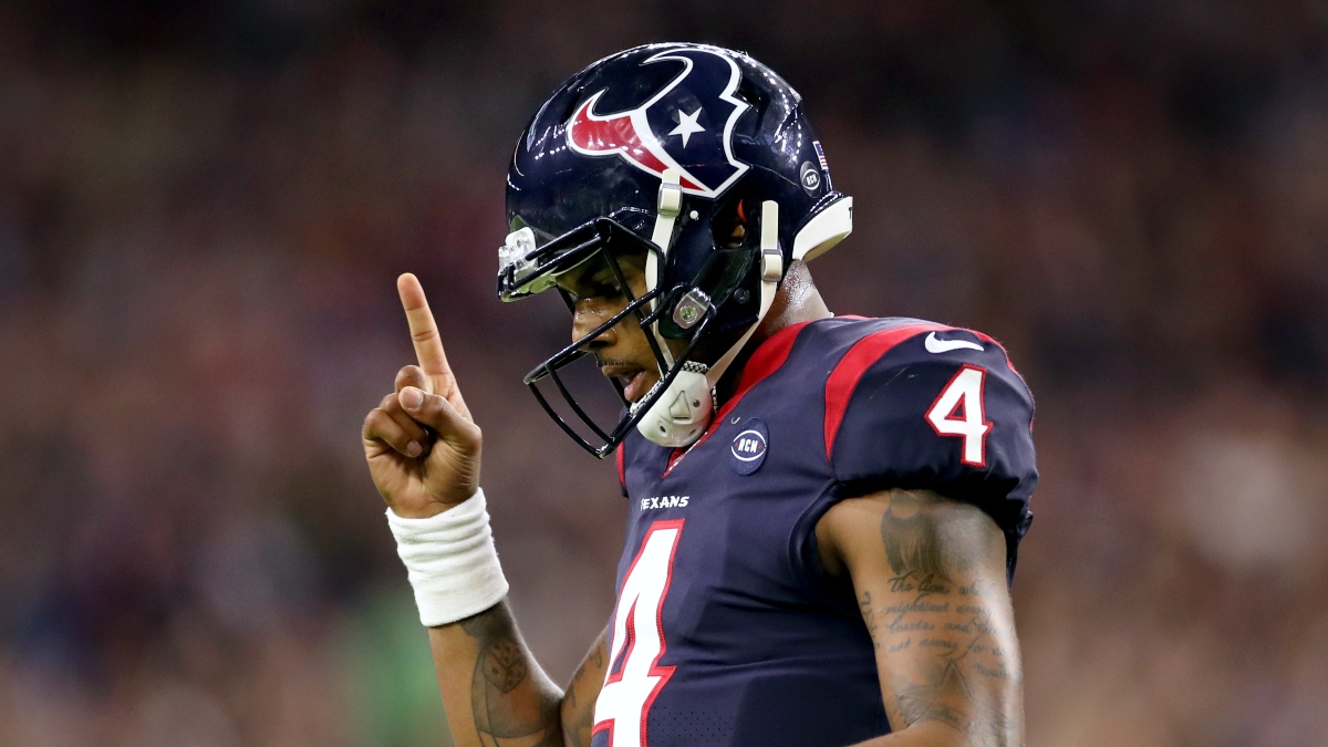 Packers vs. Texans Odds & Picks: Deshaun Watson Can Out-Duel Aaron Rodgers article feature image