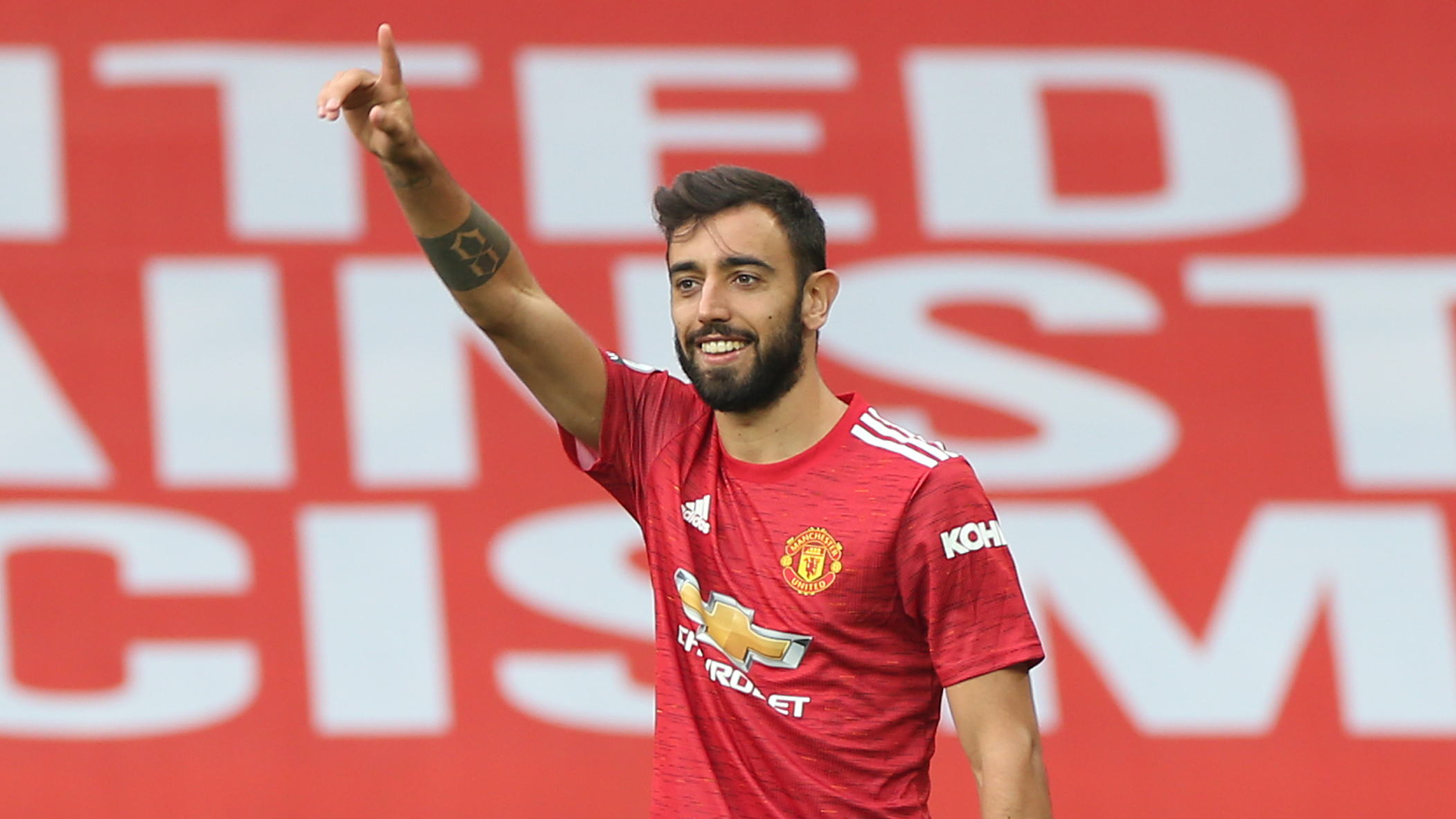 Premier League Betting Odds, Picks, Predictions for Leeds United vs. Manchester United (Sunday, April 25) article feature image