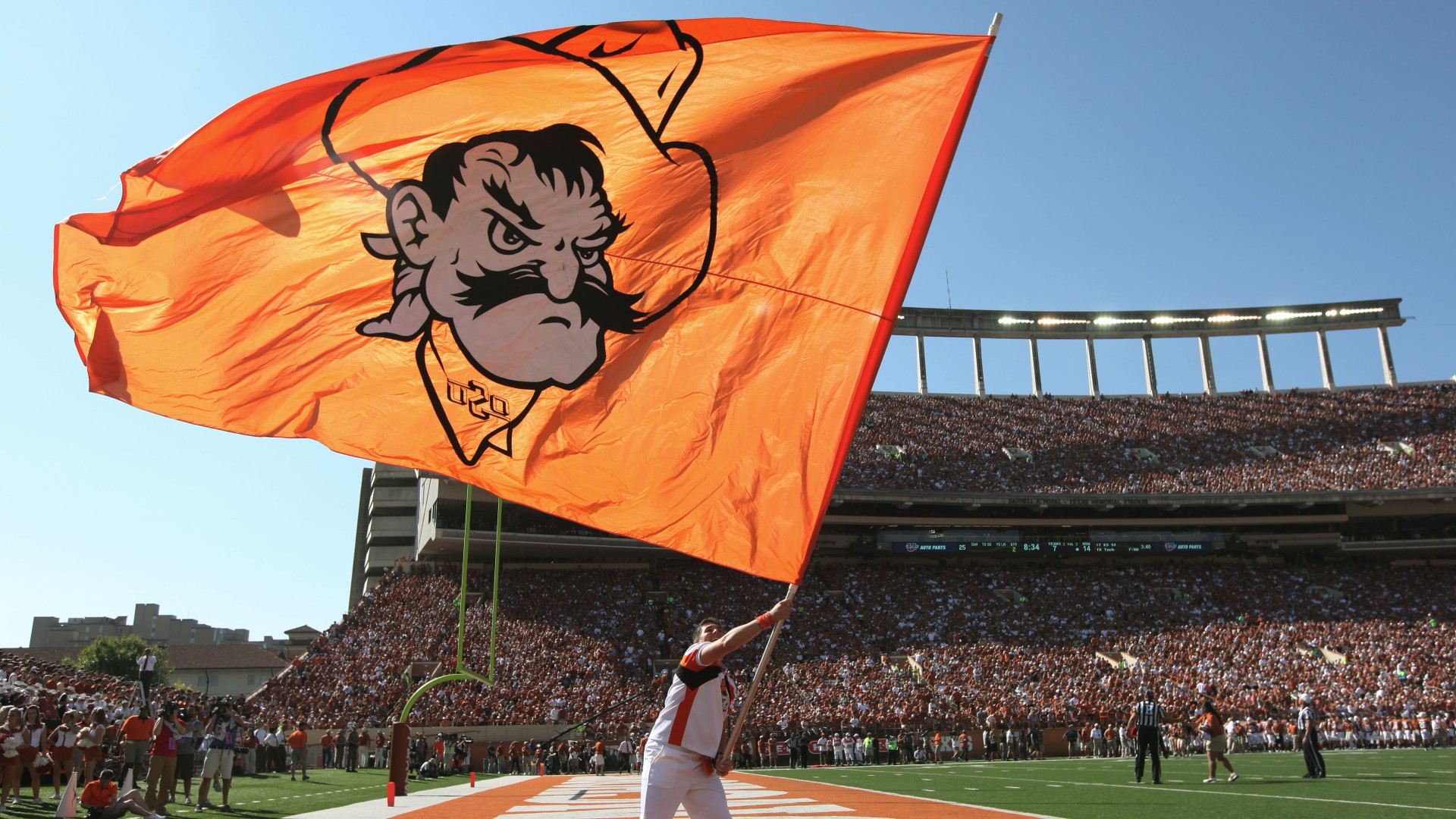 College Football Odds & Weather: Wind in Forecast for 6 Games on Saturday, Including Texas vs. Oklahoma State article feature image