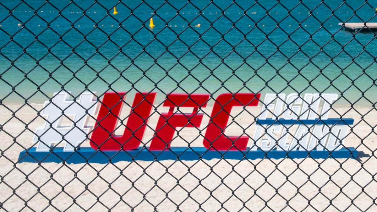 UFC 254 Odds, Model Projections: Betting Picks and Analysis For All 12 Fights (Saturday, Oct. 24) article feature image