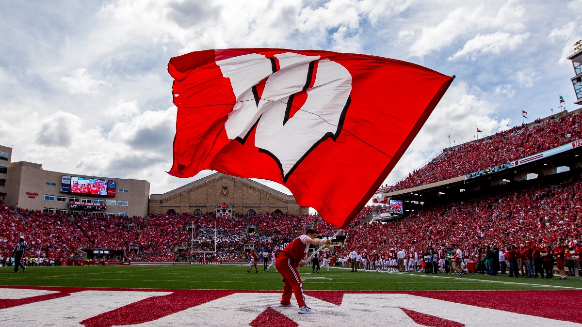 Wisconsin Mobile Sports Betting Live at Select Locations article feature image