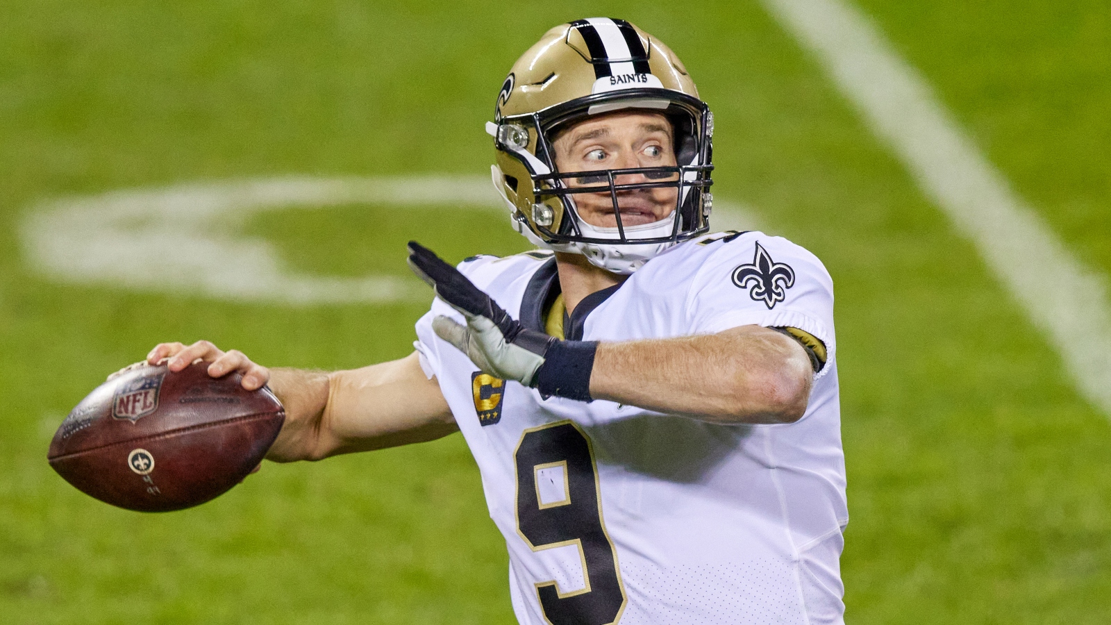 NFL Odds & Picks for Saints vs. Buccaneers: How Sharps & Experts Are Betting Sunday Night Football article feature image