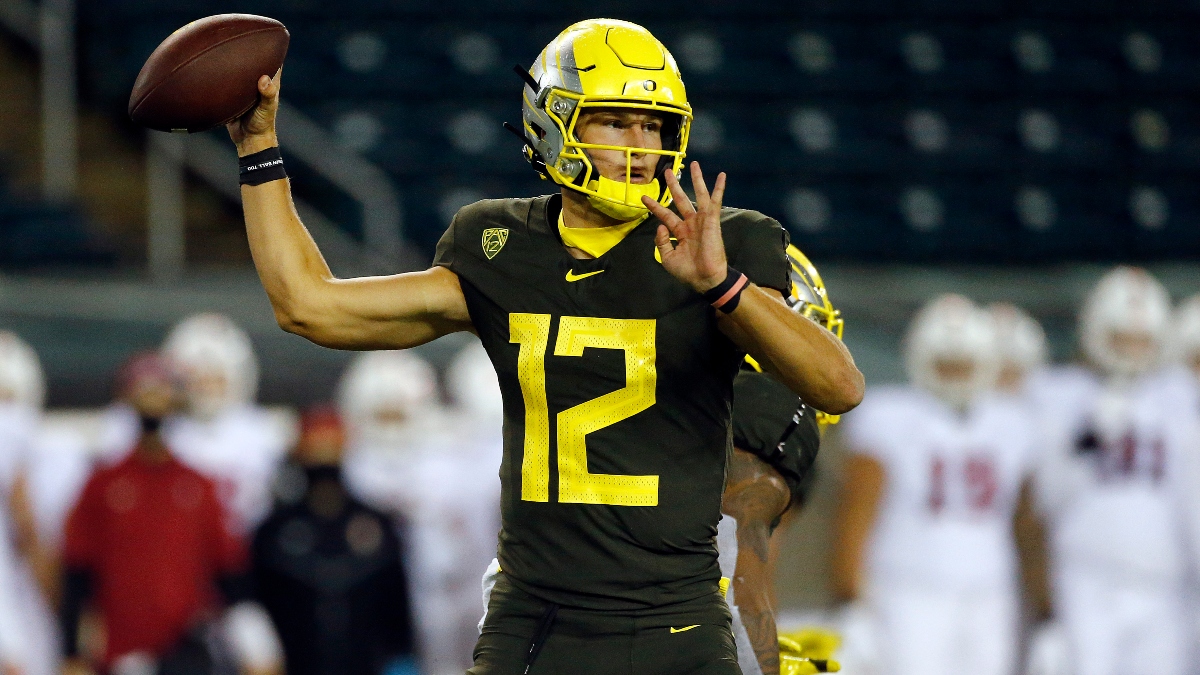 Oregon vs. Oregon State Odds & Pick: How We’re Betting Friday’s In-State College Football Rivalry article feature image