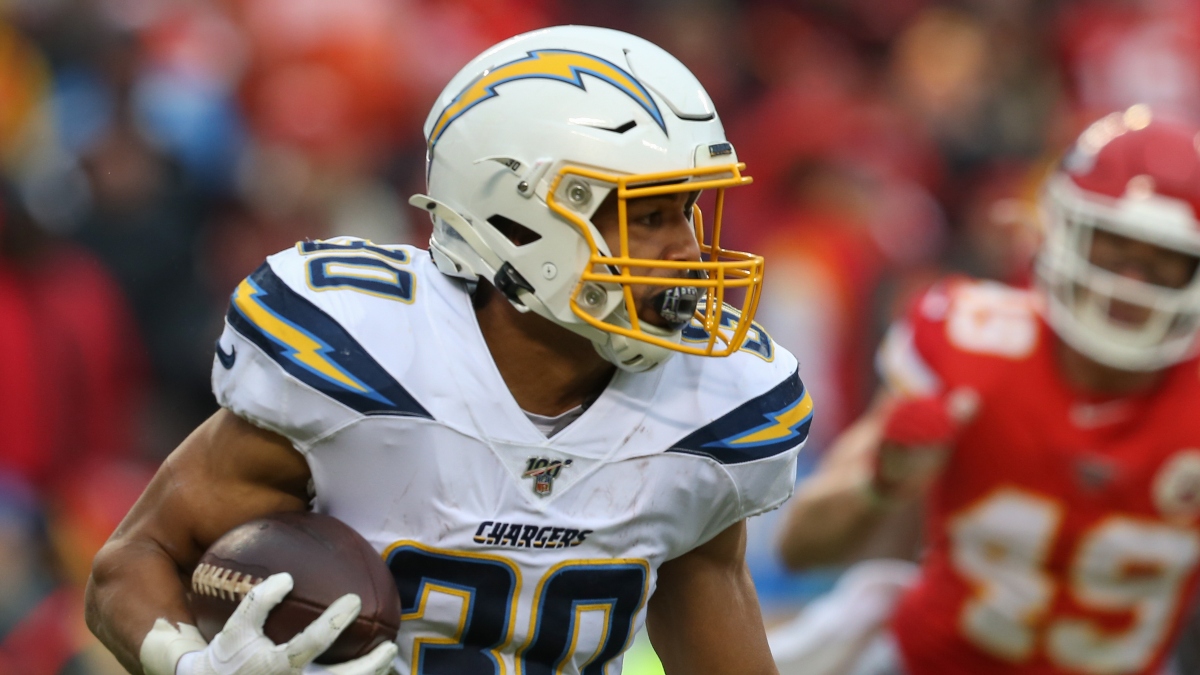 Chiefs vs. Chargers Odds & Picks: L.A. Can Cover Spread vs. Resting K.C. Team article feature image
