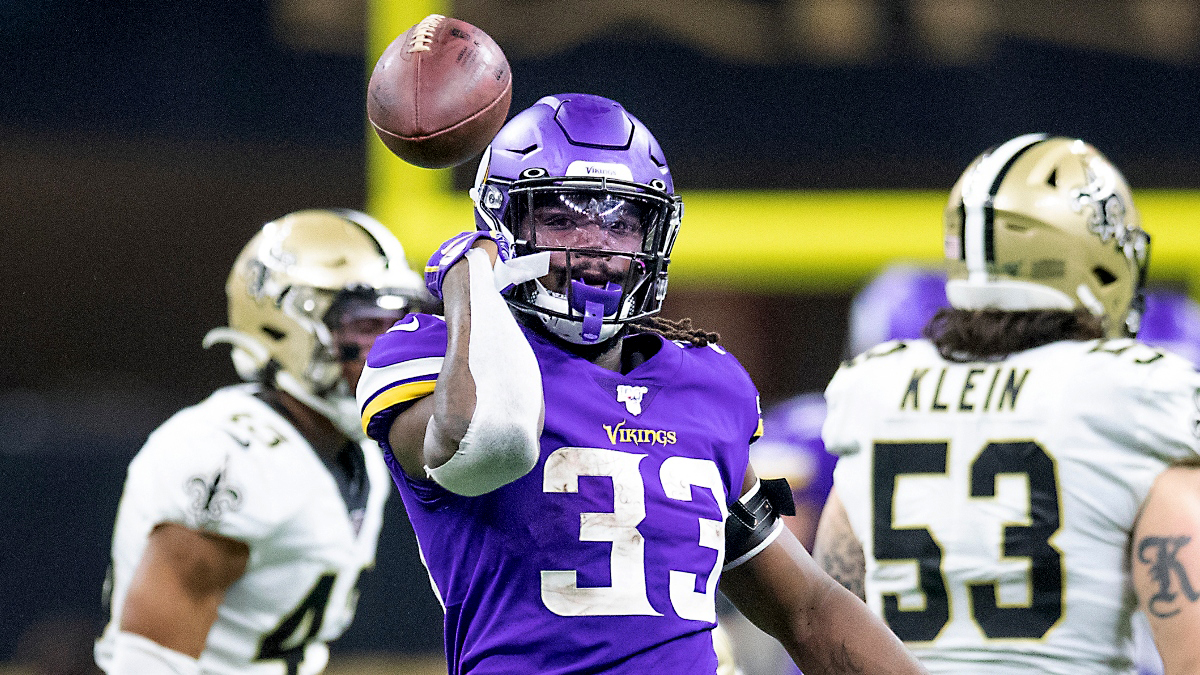 NFL Predictions: Spread & Total Picks For Vikings vs. Saints On Christmas article feature image