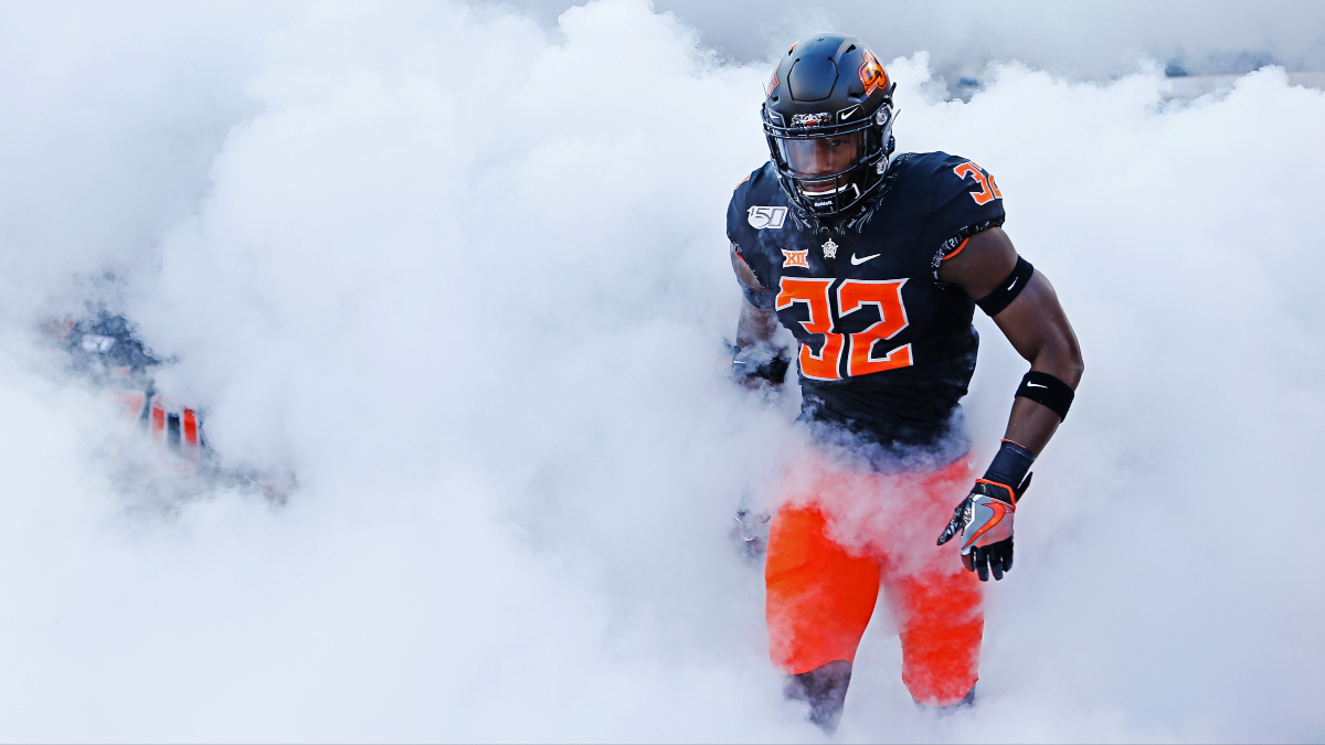 Tuesday Cheez-It Bowl College Football Odds & Picks for Oklahoma State vs. Miami (Dec. 29) article feature image